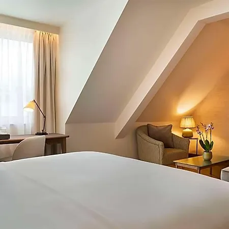 Brunfels Hotel, In The Unbound Collection By Hyatt 酒店 5*