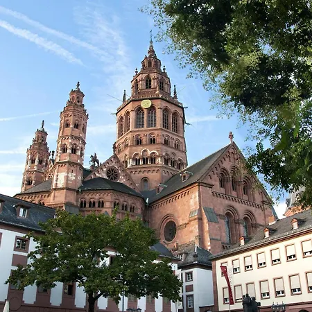 Szálloda Brunfels Hotel, In The Unbound Collection By Hyatt Mainz