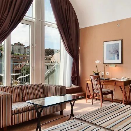 Brunfels Hotel, In The Unbound Collection By Hyatt 5*