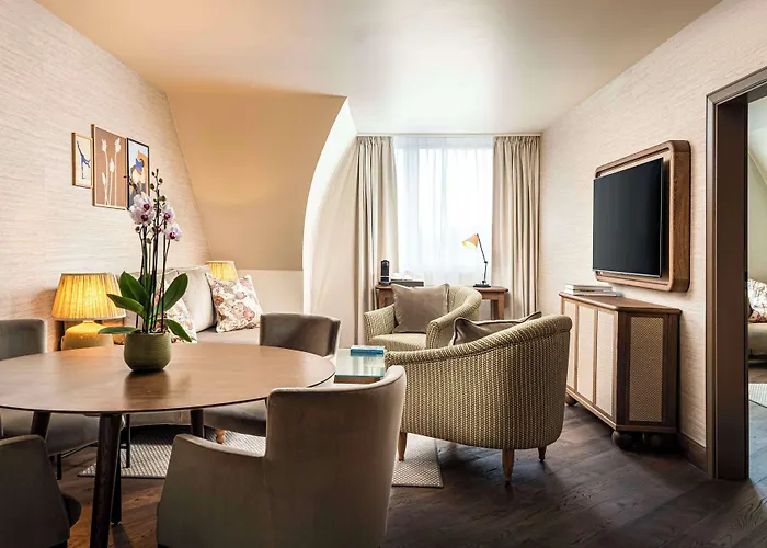 Brunfels Hotel, In The Unbound Collection By Hyatt מלון 5*